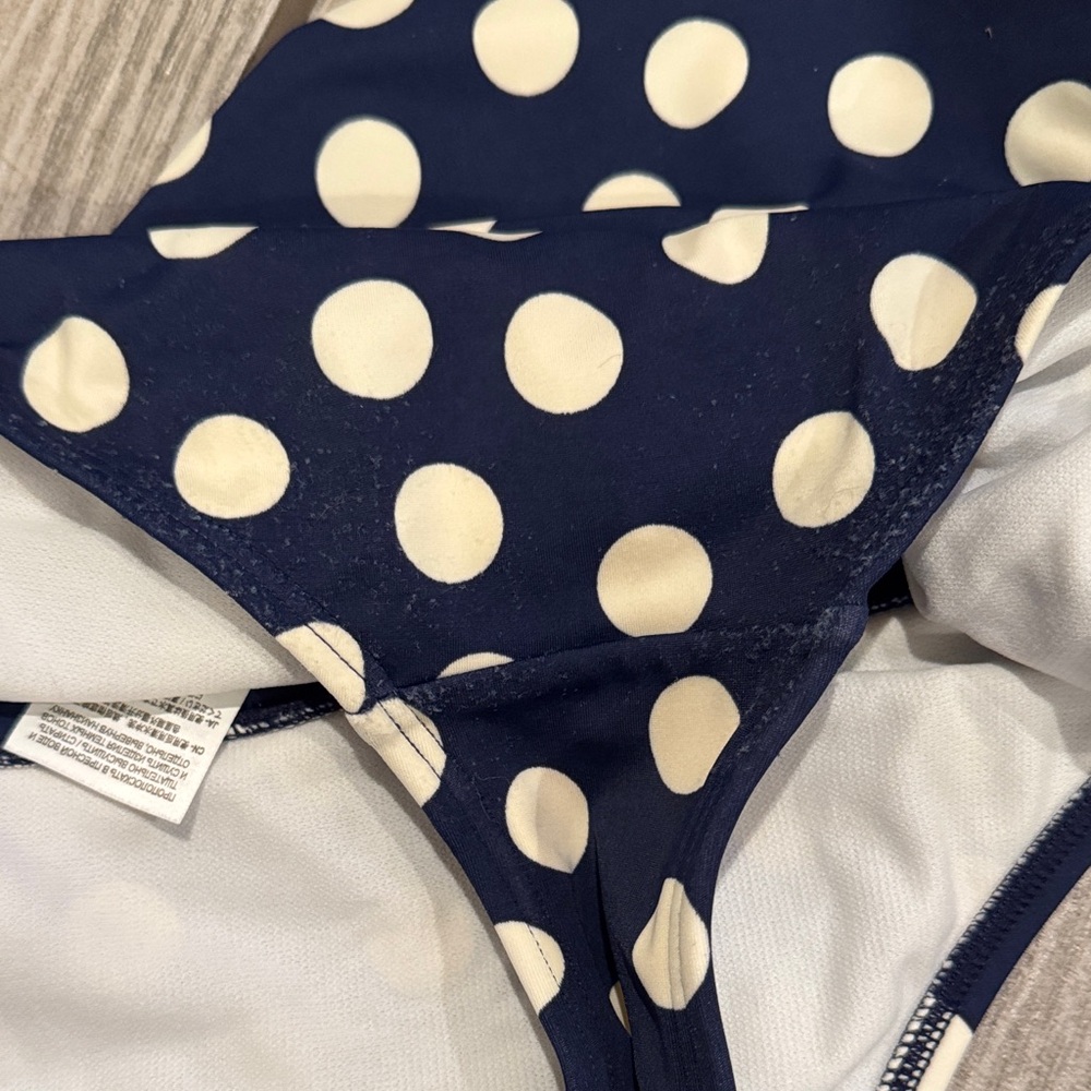 Boden Navy Polka Dot Bikini Set - Retro High Waisted size 6/8 - Picture 9 of 11